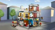 Lego 31097 Townhouse Pet Shop & Cafe (Зоомагазин и кафе в центре города)
