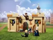 Lego 76395 Hogwarts: First Flying Lesson (Хогвартс: первый урок полётов)